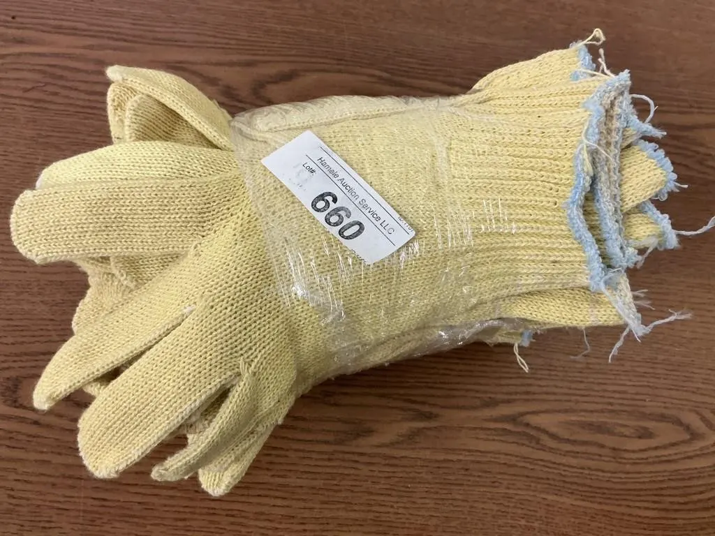 12 pair Work Gloves - NEW