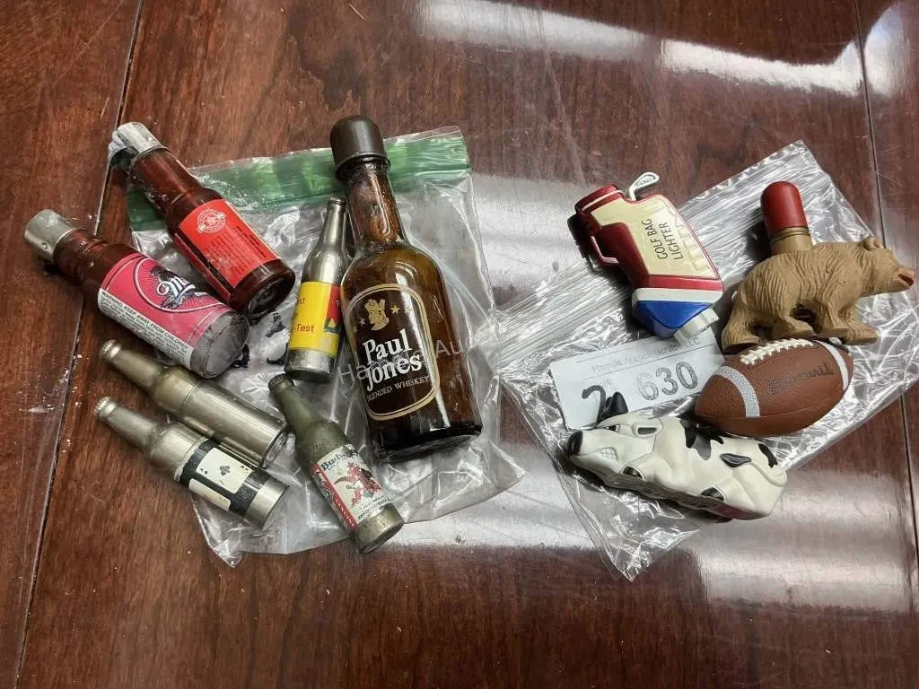 2 Baggies Lighters - Figurals