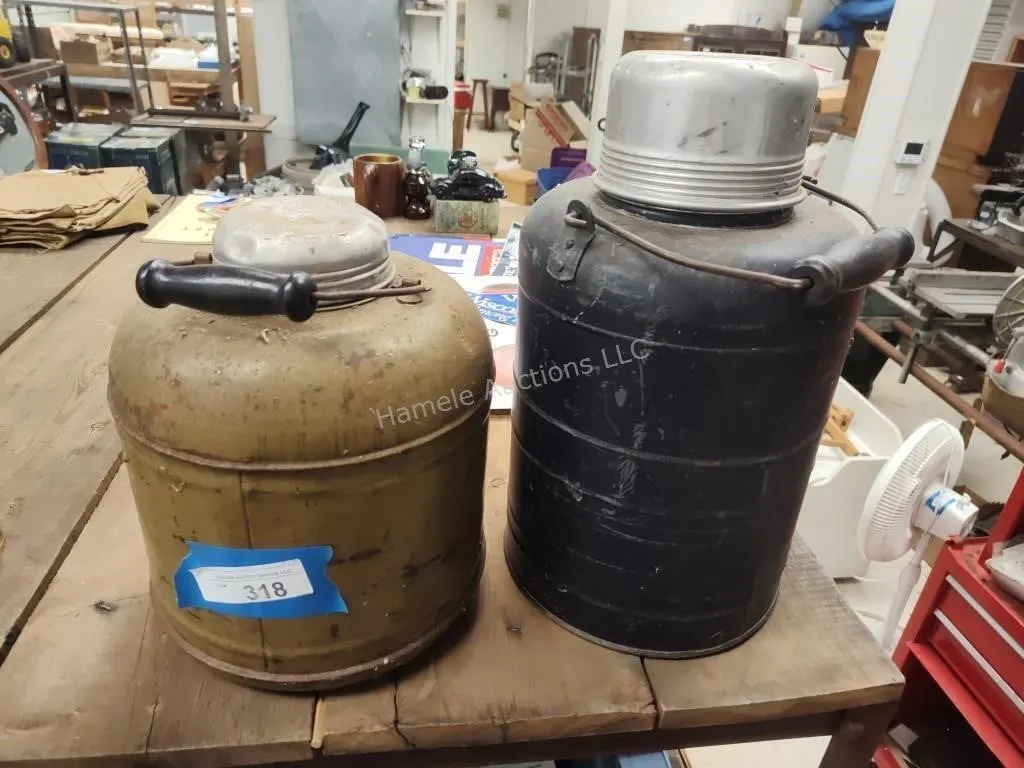 2 water jugs