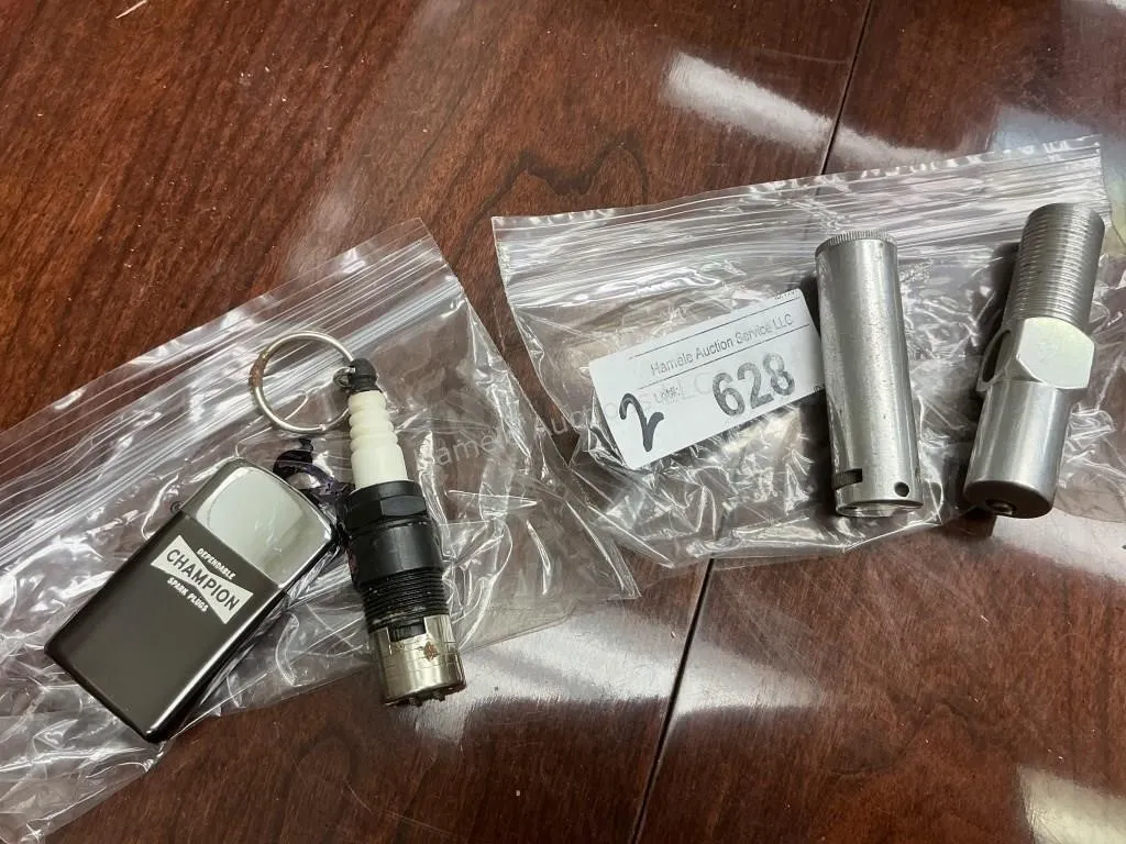 2 Baggies Lighters