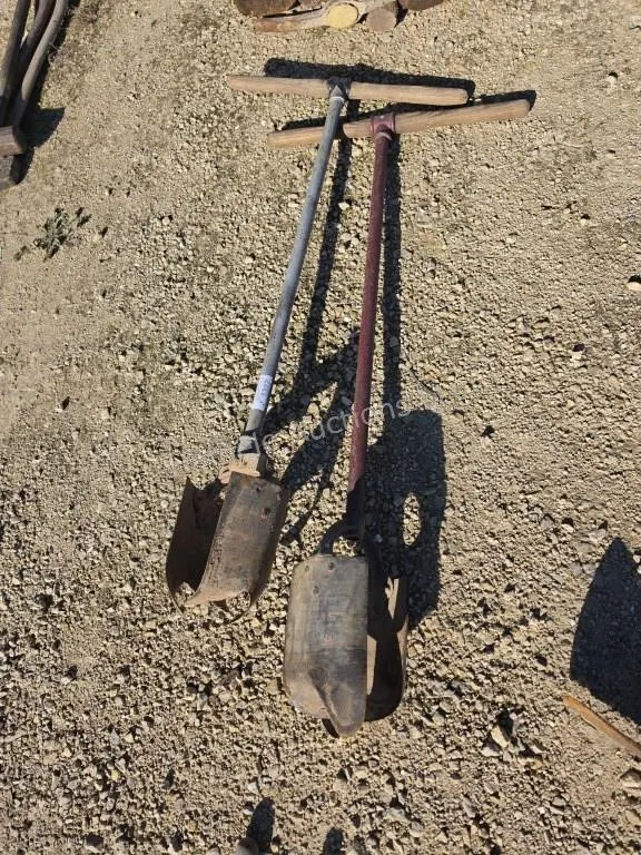 2 post hole diggers