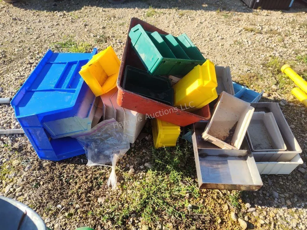Organizer trays