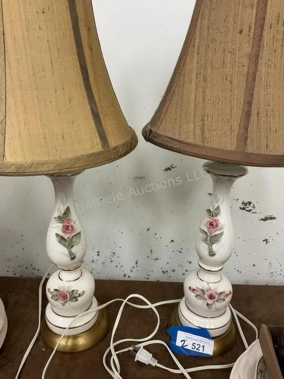 2 Vintage Lamps - Damaged Petals