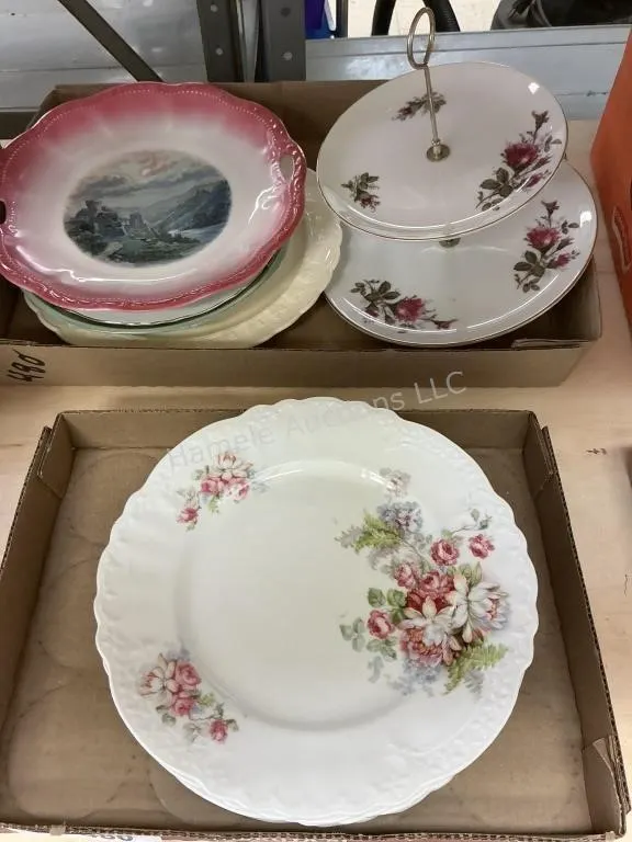 2 Flats Dishes