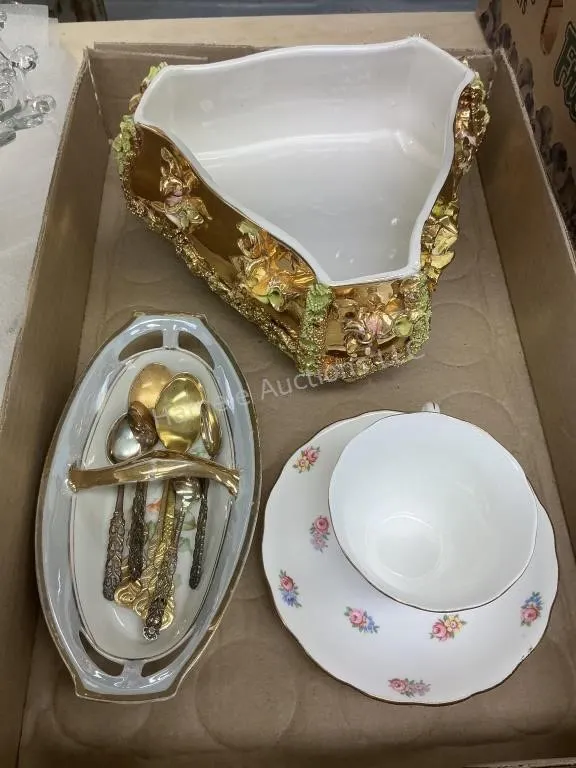 Decorative Dishes
