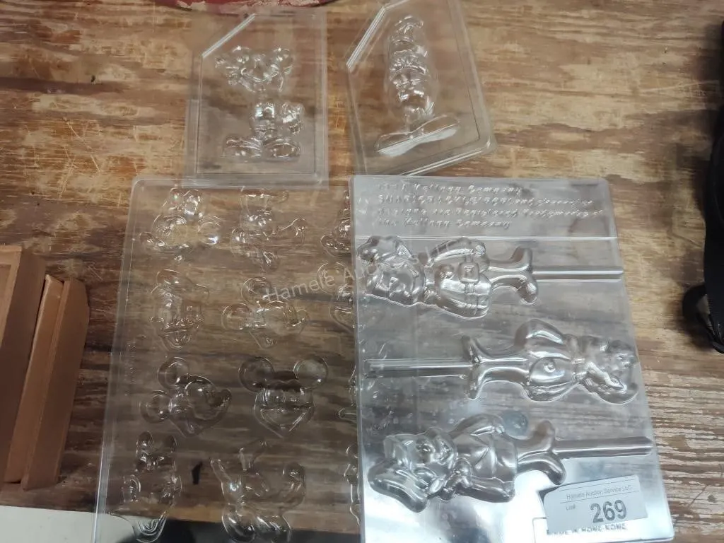 4 candy molds Disney and other