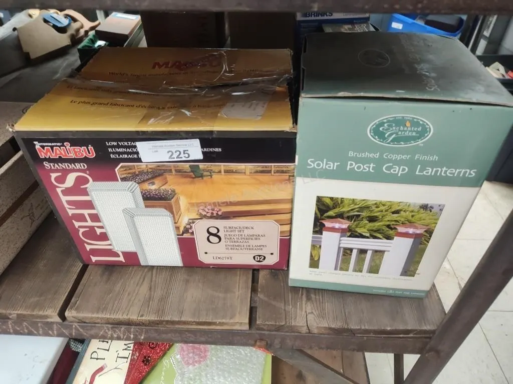 Deck lights 2 boxes