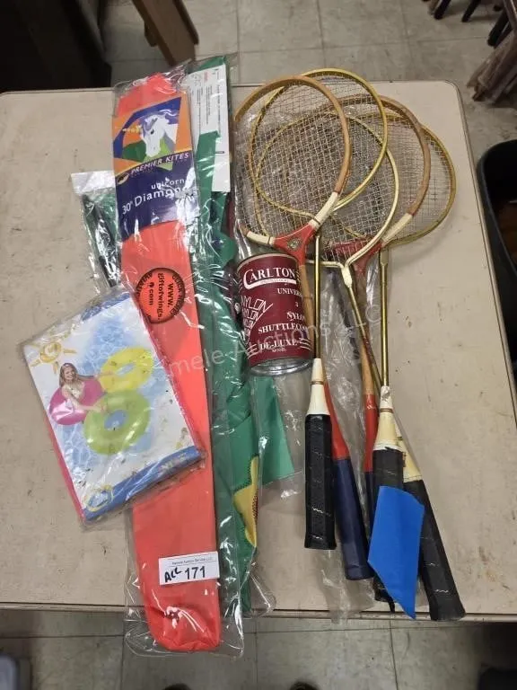 Kites and rackets