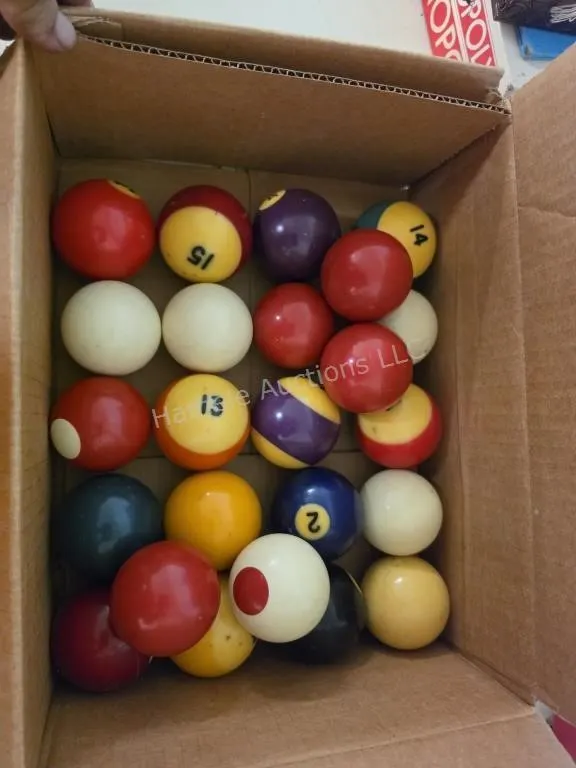 Pool table balls