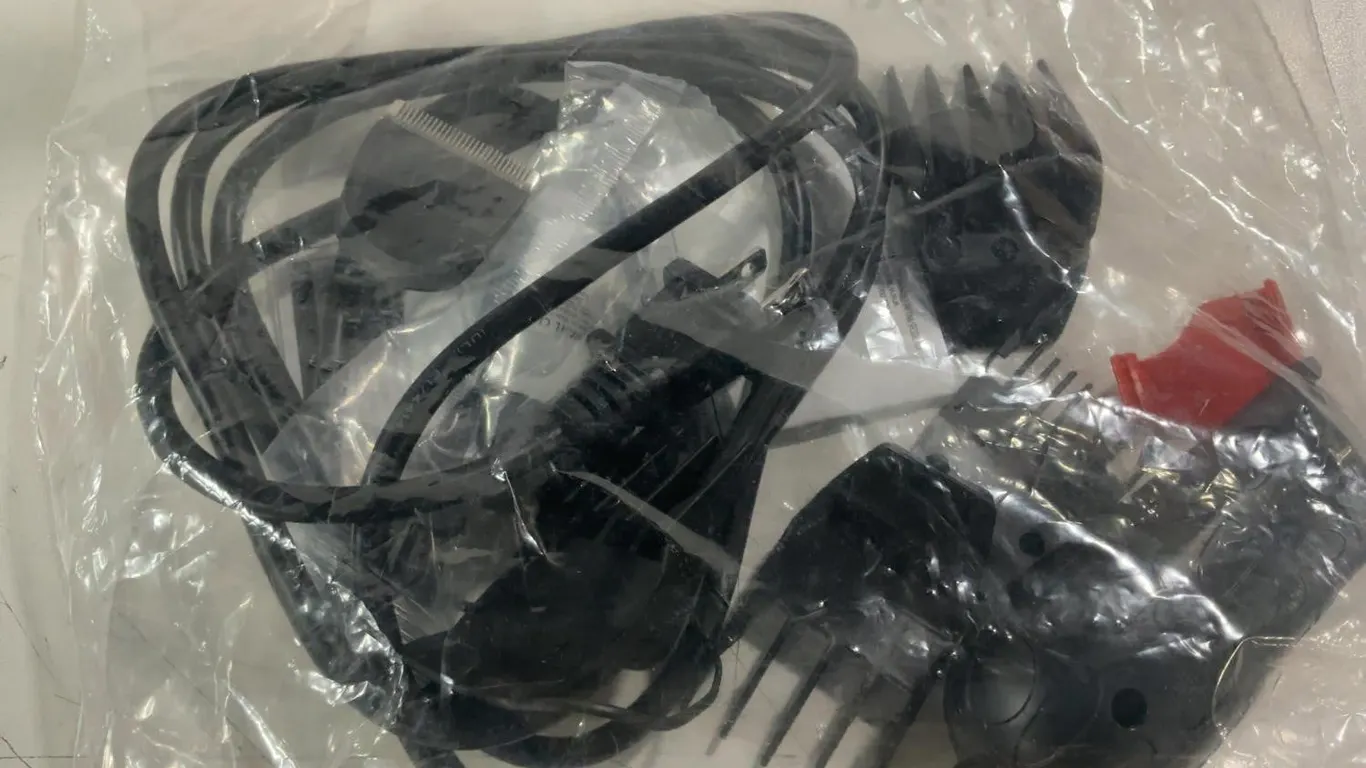 Electric Hair Clipper Set With Guide Combs