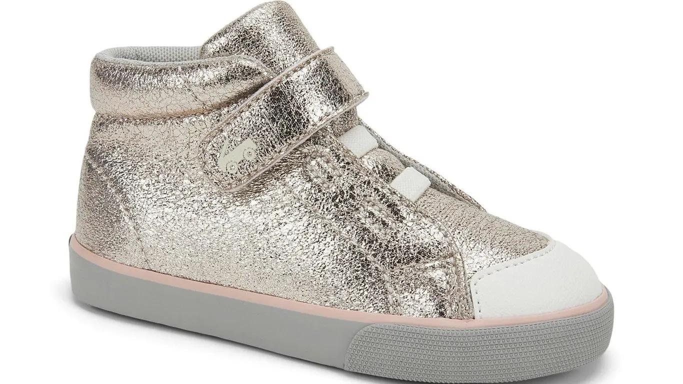 See Kai Run Basics Drew Sneakers Rose Gold 4...