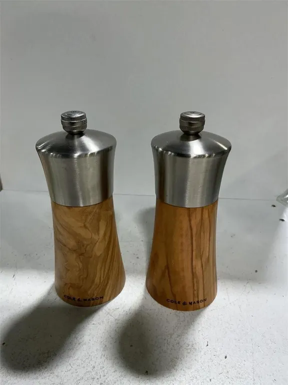 Cole and Mason Olive Wood Salt and Pepper Mill Set