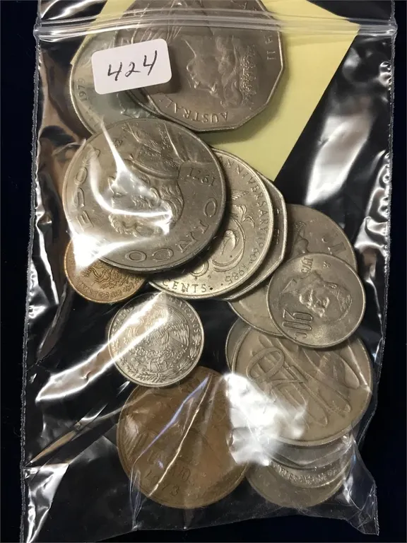 20 Foreign coins - Mainly Mexico