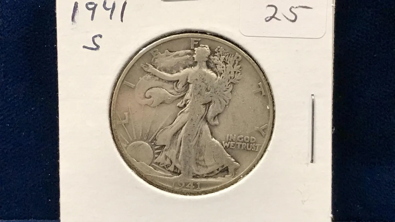 1941 S USA Liberty Walking Silver Half Dollar