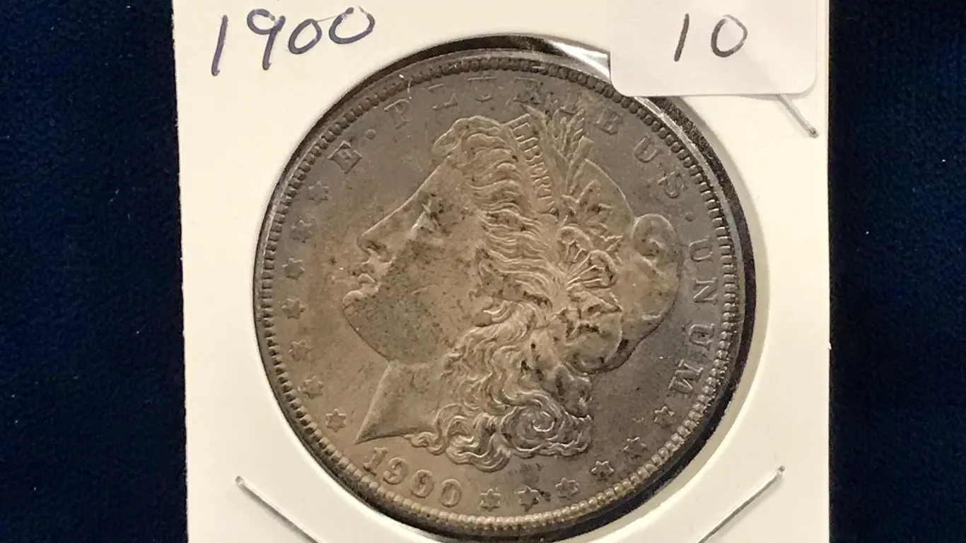 1900 USA Morgan Silver Dollar