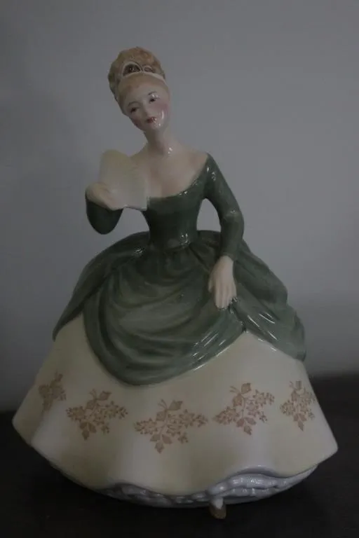Royal Doulton 'Soiree' HN2312 Lady Figurine