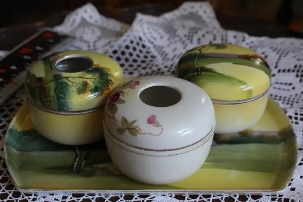 Noritake Hand-Painted Lidded Trinket Boxes & Tray