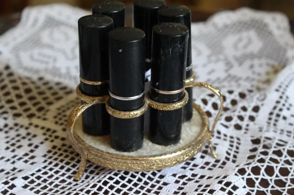 Set of 6 Lipsticks in Gold-Tone Rotating Stand