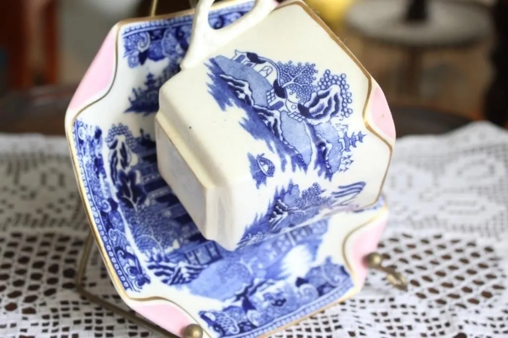 Blue Willow Square Cup & Saucer, Pink Trim