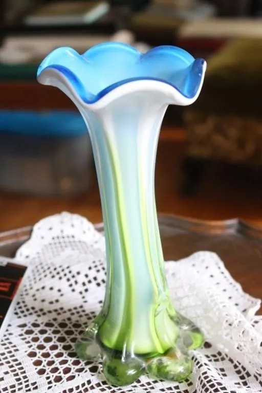 Art Glass Ruffled Edge Vase