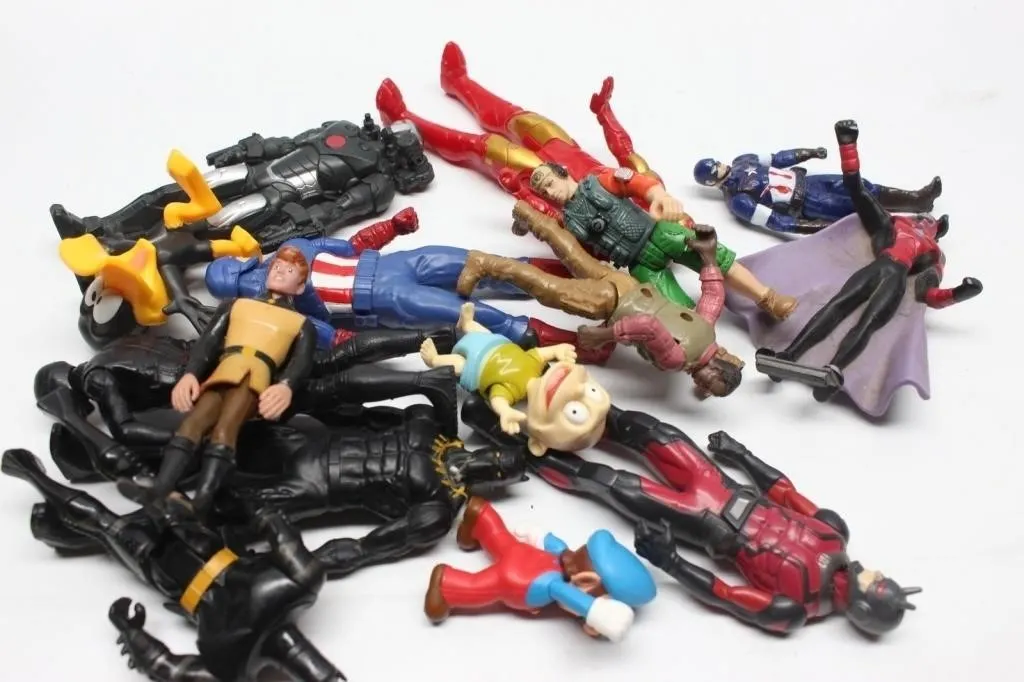 Mixed action figure lot - superheroes & characters