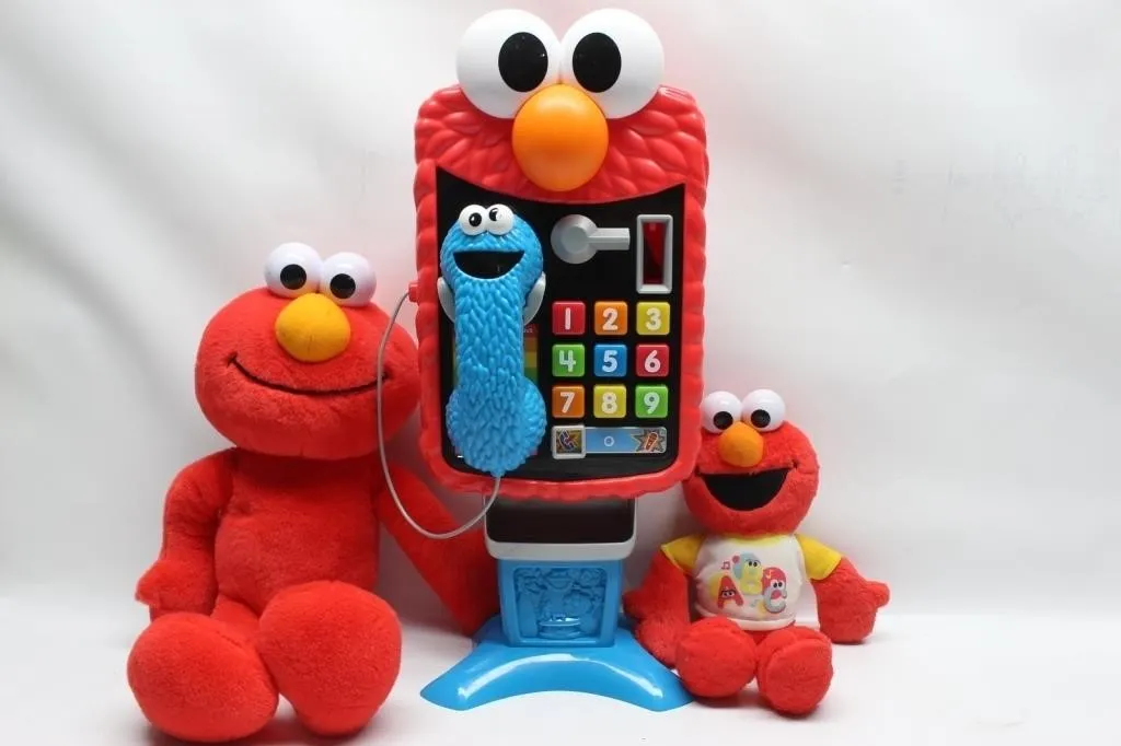 Sesame Street Elmo Talking Phone Toy with Plush