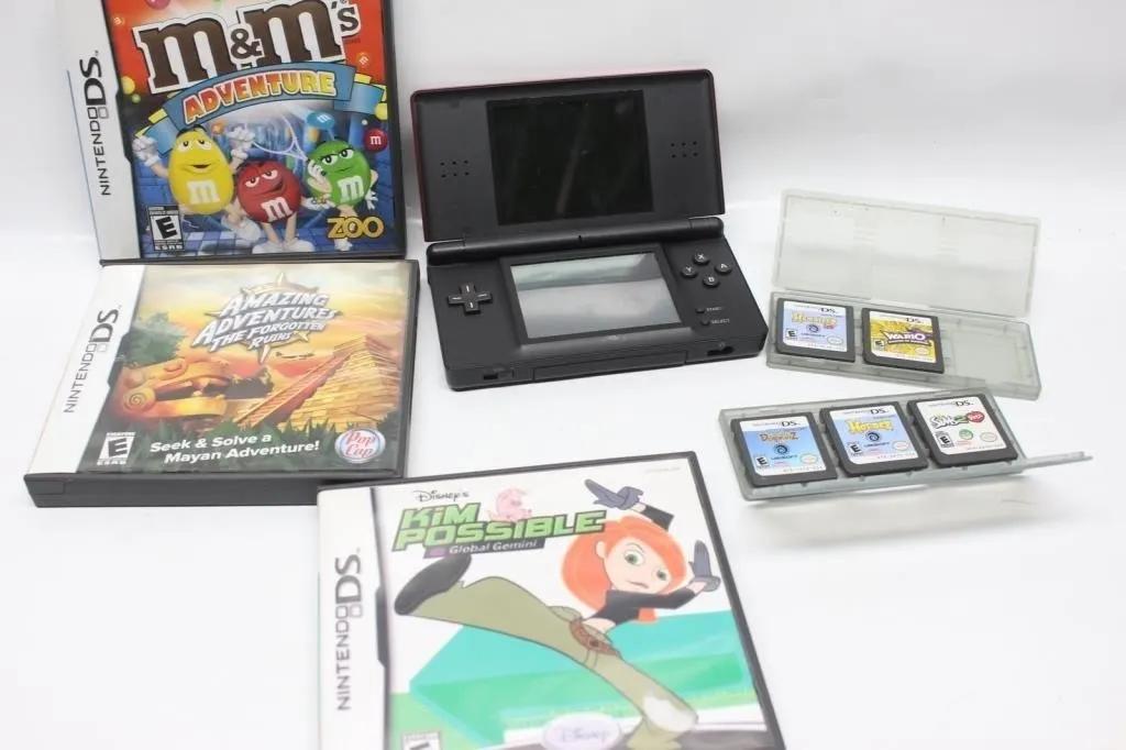Nintendo DS Lite Console, Games & Accessories