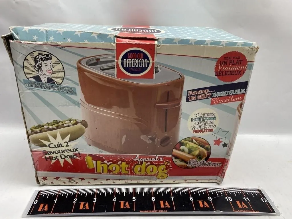 Good Old American Retro Hot Dog Maker Appliance
