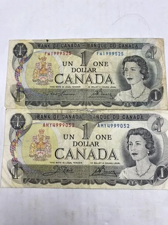 1973 Canada $1 Banknotes (2)