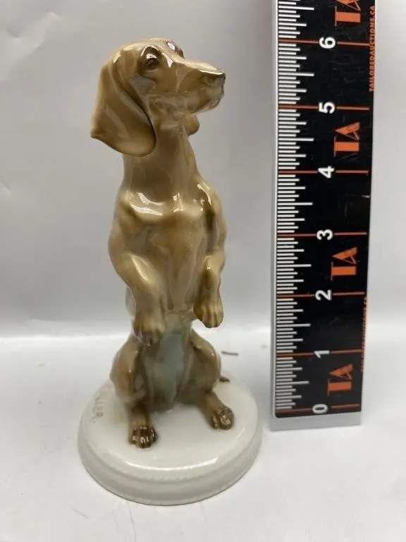 Rosenthal F. Diller Porcelain Seated Dachshund