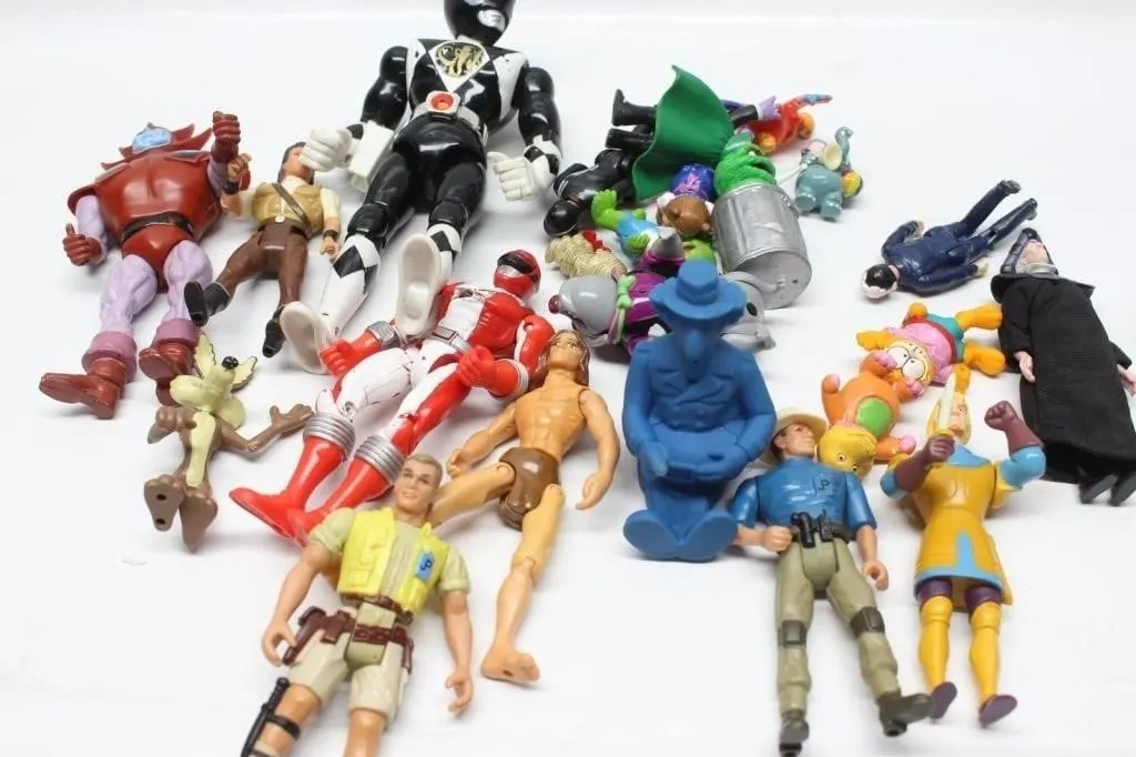 Mixed Action Figures & Toy Lot