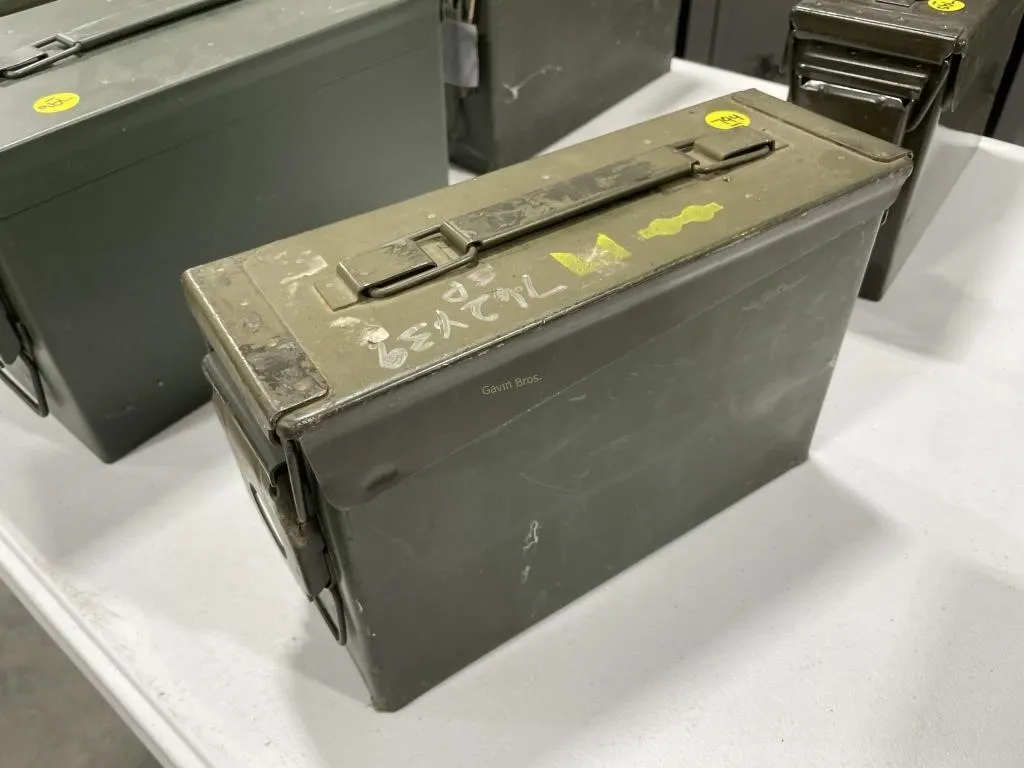 1/2 ammo can 7.62X39mm & ammo can