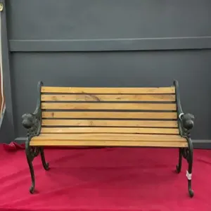 SMALL DOLL SIZE PARK BENCH