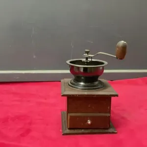 SMALL VINTAGE COFFEE GRINDER