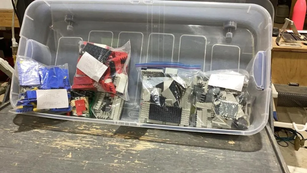 TOTE WITH MEGA BLOKS SETS