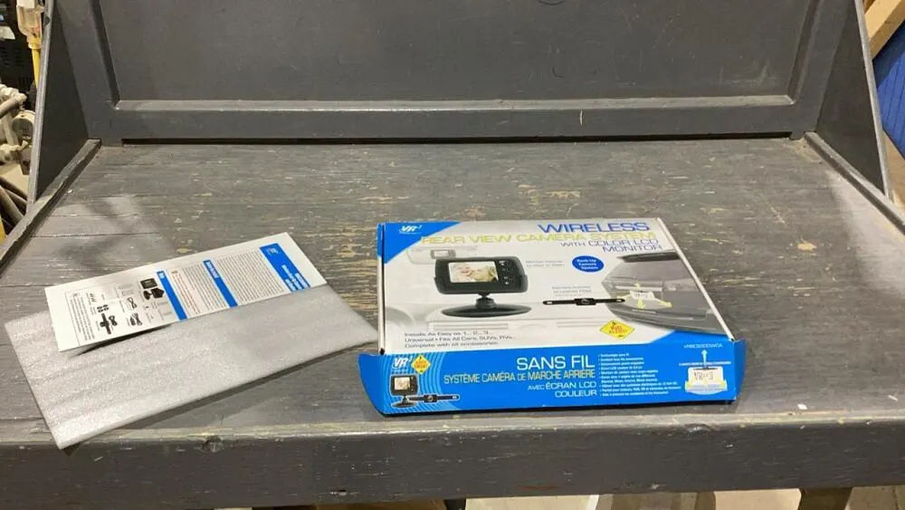 WIRELESS REAR VIEW CAMERA