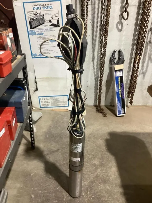 4" SUBMERSIBLE PUMP 1HP 3-WIRE 230V 60HZ 3450RPM