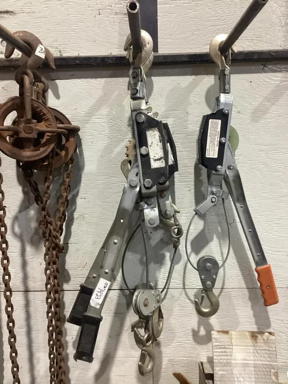 (2) WINCH PULLERS