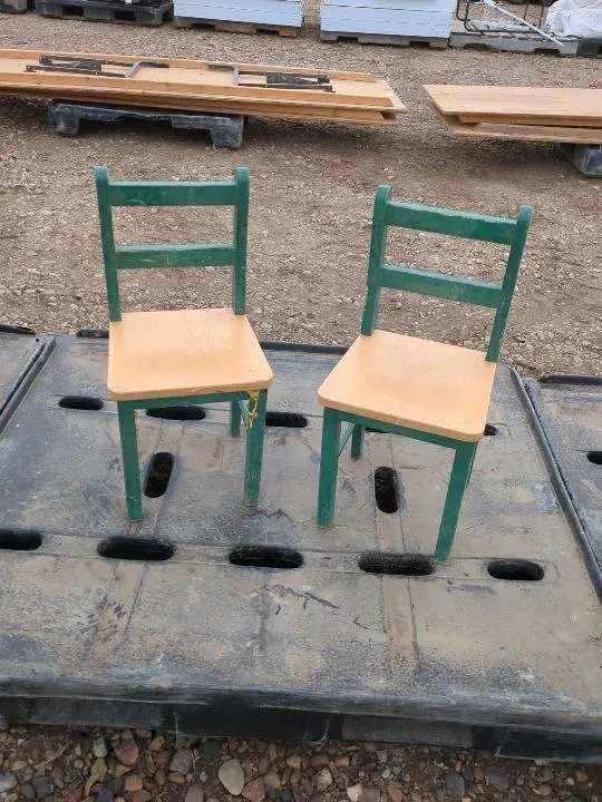 2 Kids' Chairs
