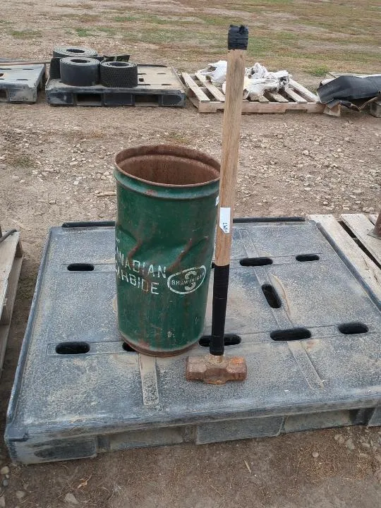 Vintage Drum & Sledge Hammer