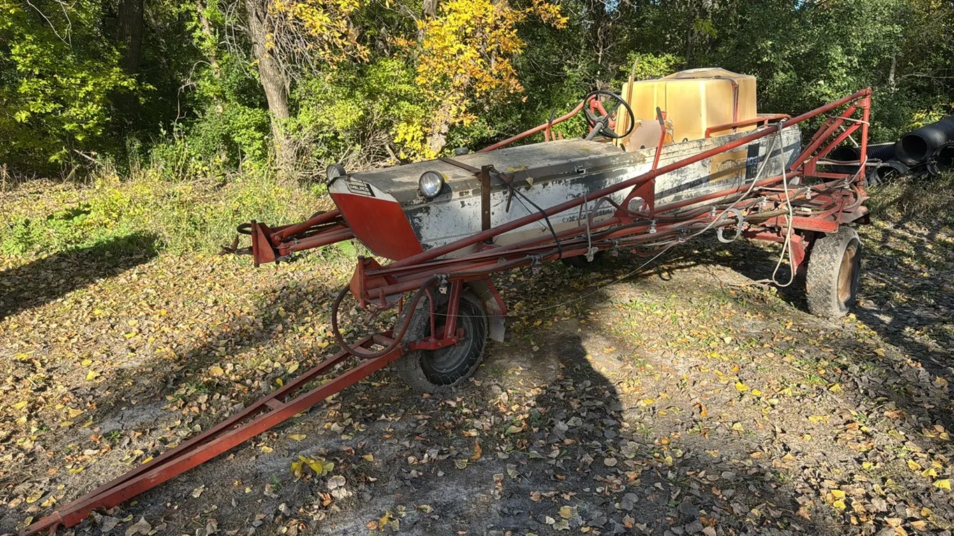 Melroe 103 50’ Spra-Coupe (Non-Running)