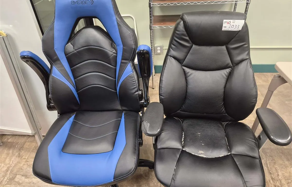 Emerge Gaming Chair & Black Office Chair
UNRESERVED