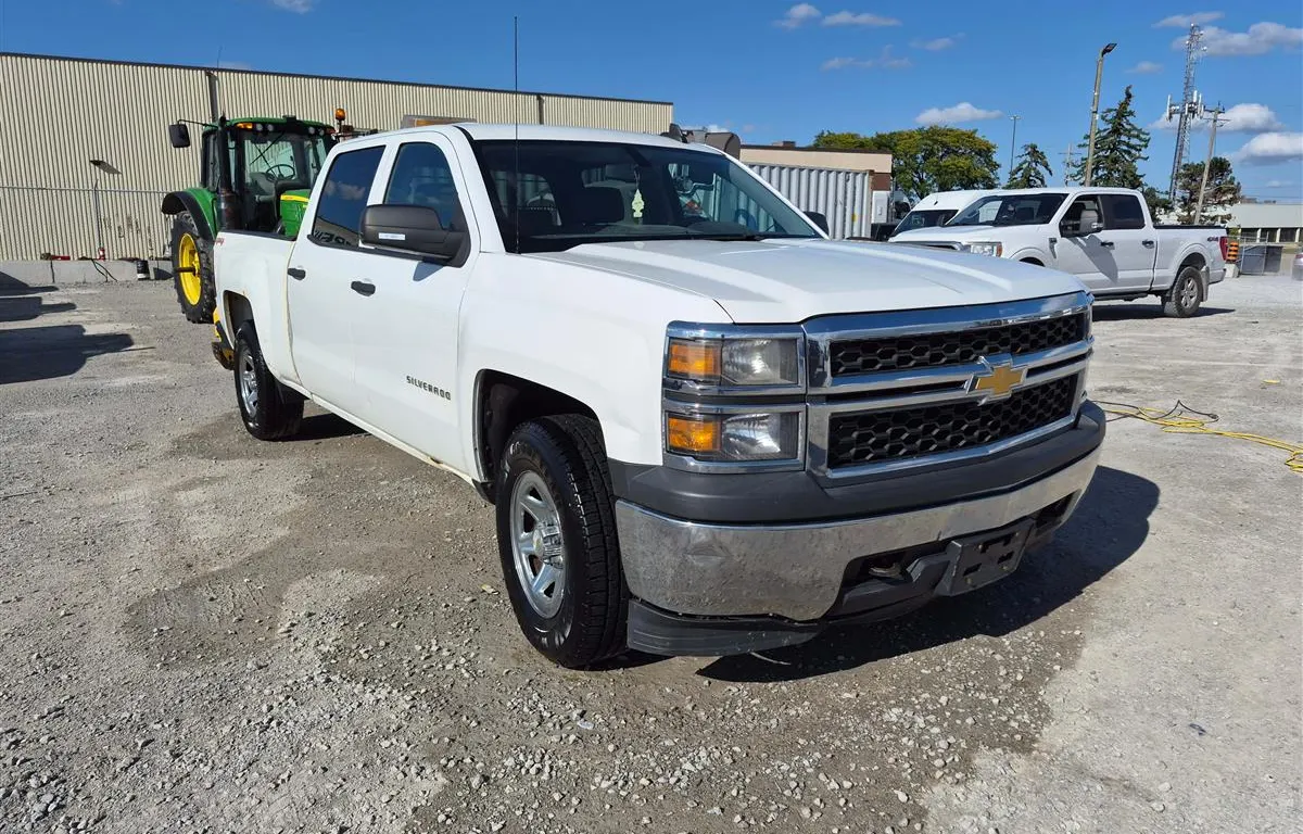 2015 Chevrolet Silverado 1500 4x4 Crew Cab Truck
UNRESERVED