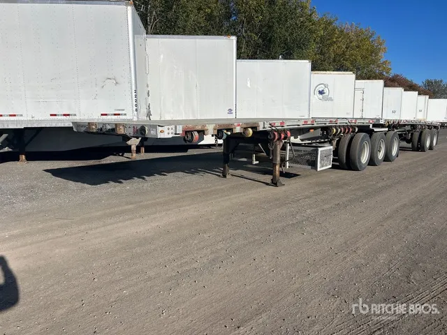 2010 Manac 17326 26 ft Tri/A Super B-Train Lead Flatbed Trailer