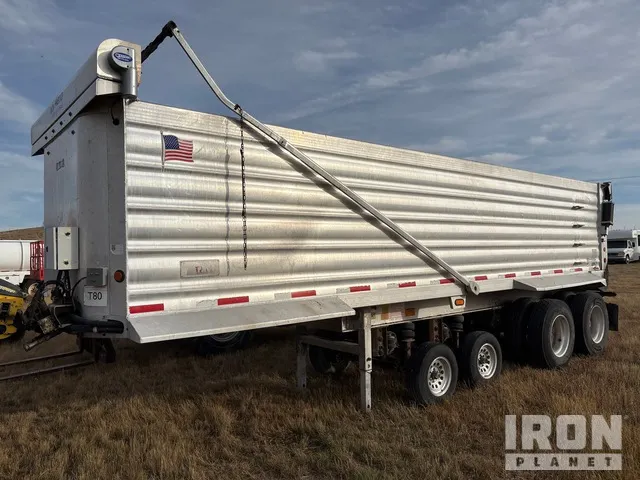 2014 Travis 28 ft Quad/A Aluminum Sliding End Dump Trailer