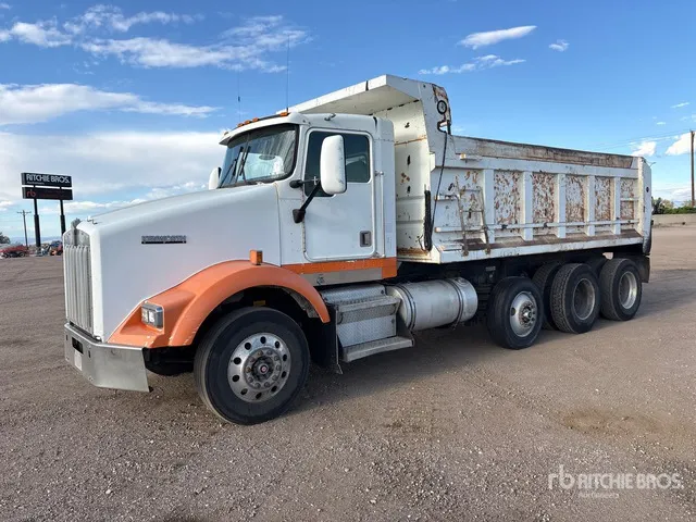 1999 Kenworth T800 6x4 Tri/A Dump Truck