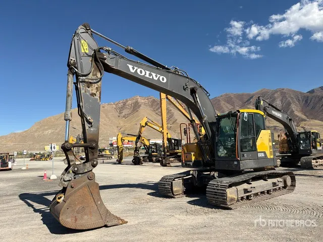 2020 Volvo ECR235EL Tracked Excavator