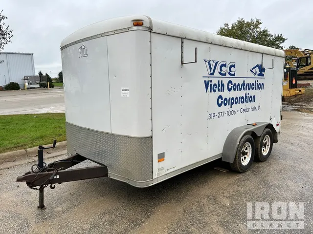 2006 Middlebury MST7X14TA2 14 ft T/A Enclosed Trailer