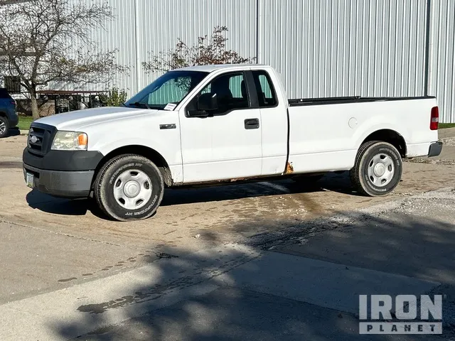 2007 Ford F-150 XL 4x2 Pickup