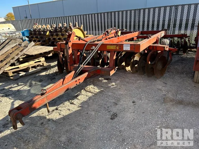 Krause 144 in Pin hitch Tandem Breaking Disc